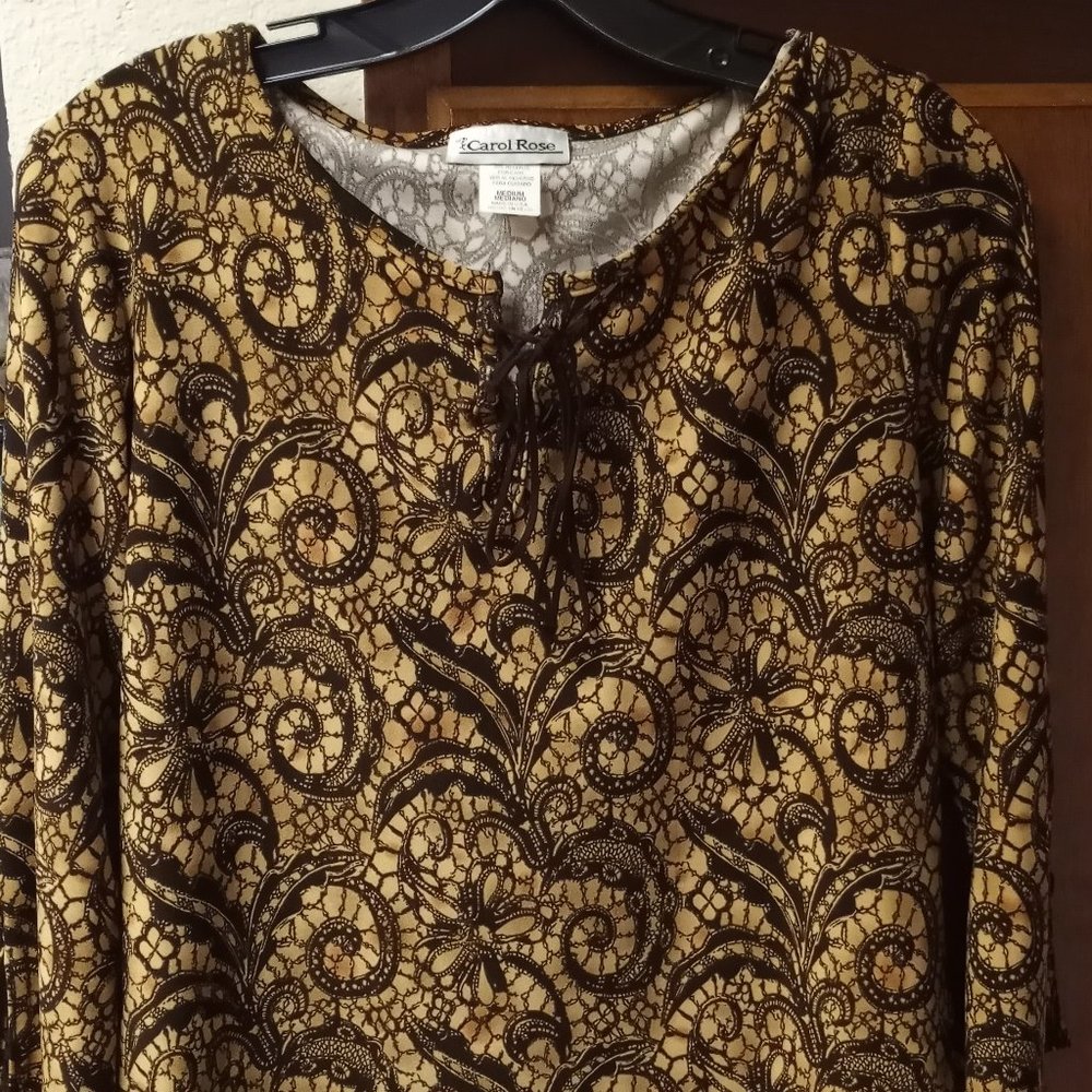 woman's blouse